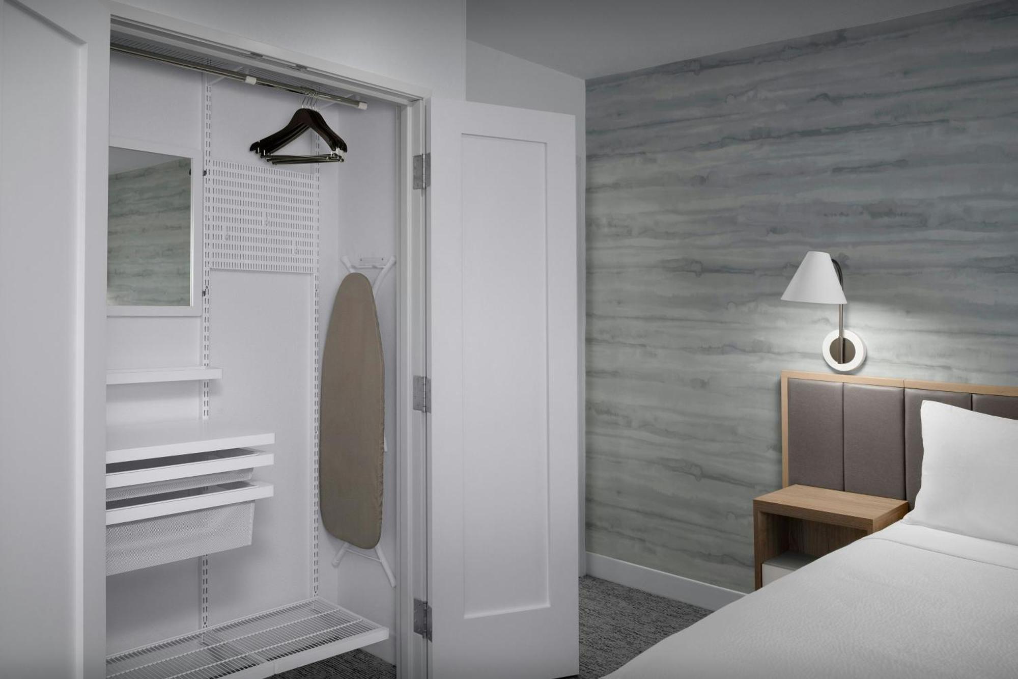 King Studio Suite with Sofa Bed and Adapted Tub - Mobility and Hearing Accessible